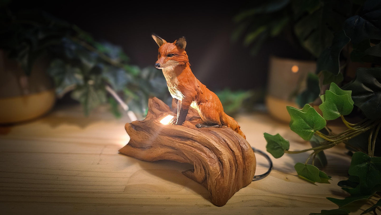 Handcrafted Fox USB Lamp | Woodland Animal Lamp | USB-Powered Lighting | Nature-Inspired Decor | 3D Printed Art | Fox Decor | Unique Gift